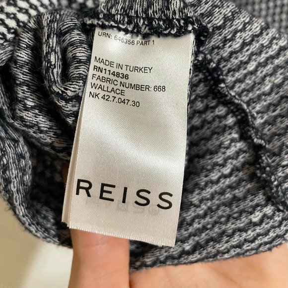 Reiss Jacquard Black White Pattern Short Sleeve Shirt - Picture 3 of 5